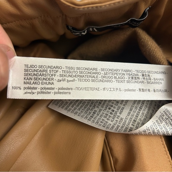 Zara Tan Faux Leather Belted Paperbag Shorts - Picture 15 of 15